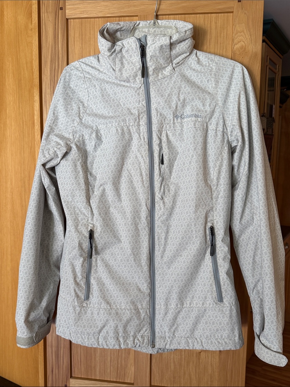 COLUMBIA women’s waterproof jacket  M gray & white INTERCHANGE.